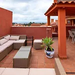 Wonderfull Pent-House Close To The Beach